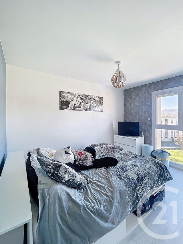 Appartement F5 à vendre - 5 pièces - 93.21 m2 - CLERMONT FERRAND - 63 - AUVERGNE - Century 21 Stéphane Roume Immobilier