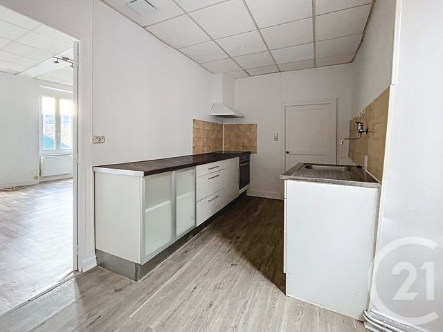 Appartement F3 à louer - 3 pièces - 62.98 m2 - LA ROCHE BLANCHE - 63 - AUVERGNE - Century 21 Stéphane Roume Immobilier