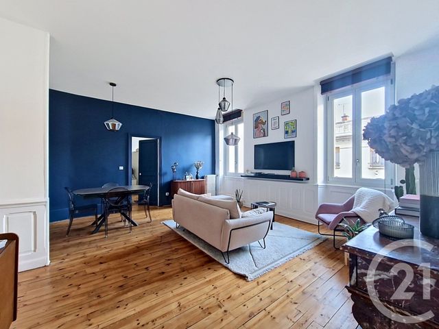 Appartement T3 à vendre - 3 pièces - 73.43 m2 - CLERMONT FERRAND - 63 - AUVERGNE - Century 21 Stéphane Roume Immobilier