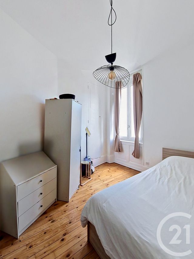 Appartement T3 à vendre - 3 pièces - 73.43 m2 - CLERMONT FERRAND - 63 - AUVERGNE - Century 21 Stéphane Roume Immobilier