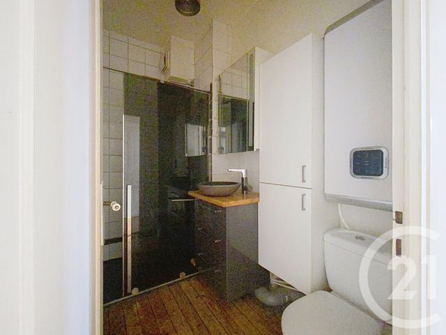 Appartement F3 à louer - 3 pièces - 58.59 m2 - CLERMONT FERRAND - 63 - AUVERGNE - Century 21 Stéphane Roume Immobilier