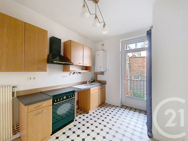 Appartement F3 à louer - 3 pièces - 58.59 m2 - CLERMONT FERRAND - 63 - AUVERGNE - Century 21 Stéphane Roume Immobilier