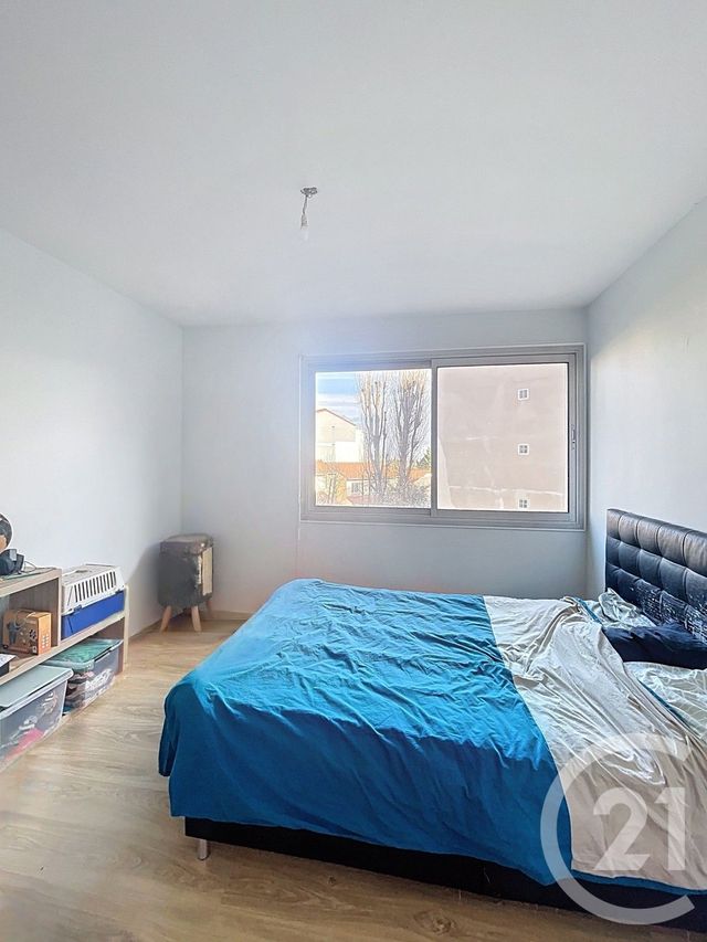 Appartement F3 à vendre - 3 pièces - 59.78 m2 - CLERMONT FERRAND - 63 - AUVERGNE - Century 21 Stéphane Roume Immobilier