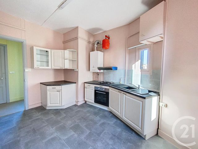 Appartement F4 à louer - 4 pièces - 89.88 m2 - CHAMALIERES - 63 - AUVERGNE - Century 21 Stéphane Roume Immobilier