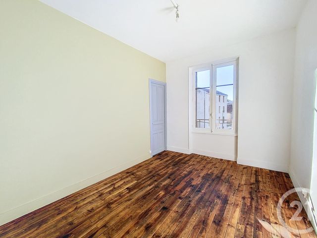 Appartement F4 à louer - 4 pièces - 89.88 m2 - CHAMALIERES - 63 - AUVERGNE - Century 21 Stéphane Roume Immobilier