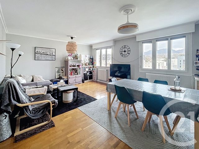 Appartement F5 à vendre - 5 pièces - 113.93 m2 - BEAUMONT - 63 - AUVERGNE - Century 21 Stéphane Roume Immobilier