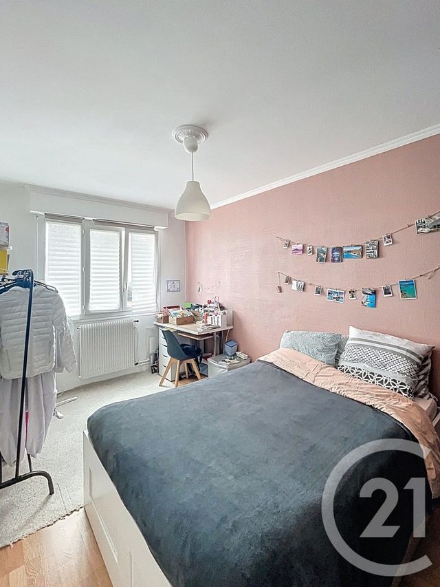 Appartement F5 à vendre - 5 pièces - 113.93 m2 - BEAUMONT - 63 - AUVERGNE - Century 21 Stéphane Roume Immobilier