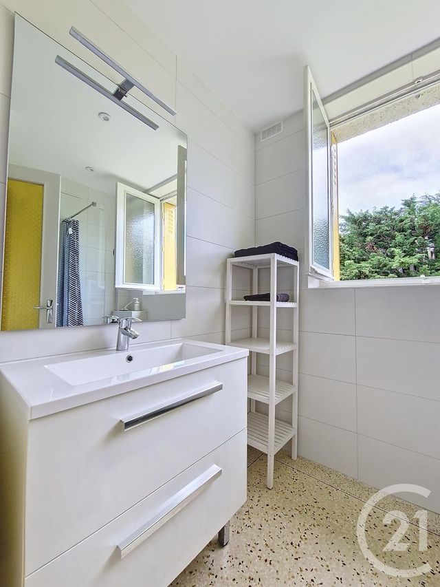 immeuble à vendre - 197.85 m2 - ROMAGNAT - 63 - AUVERGNE - Century 21 Stéphane Roume Immobilier