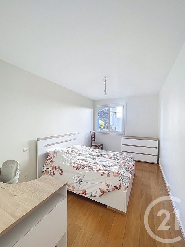 Appartement F3 à vendre - 3 pièces - 73.92 m2 - CLERMONT FERRAND - 63 - AUVERGNE - Century 21 Stéphane Roume Immobilier