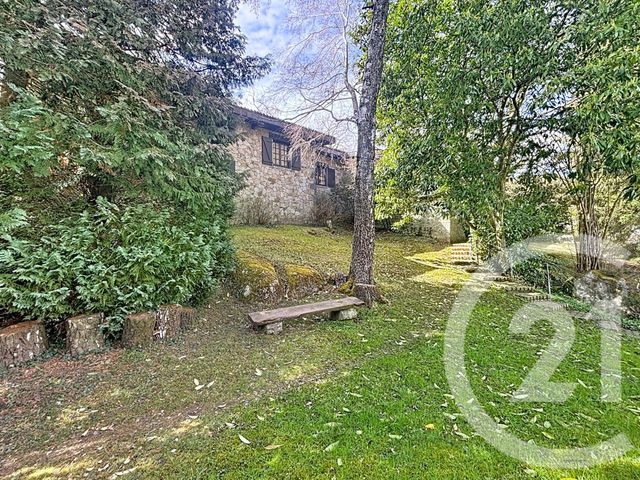 maison à vendre - 8 pièces - 300.0 m2 - ORCINES - 63 - AUVERGNE - Century 21 Stéphane Roume Immobilier