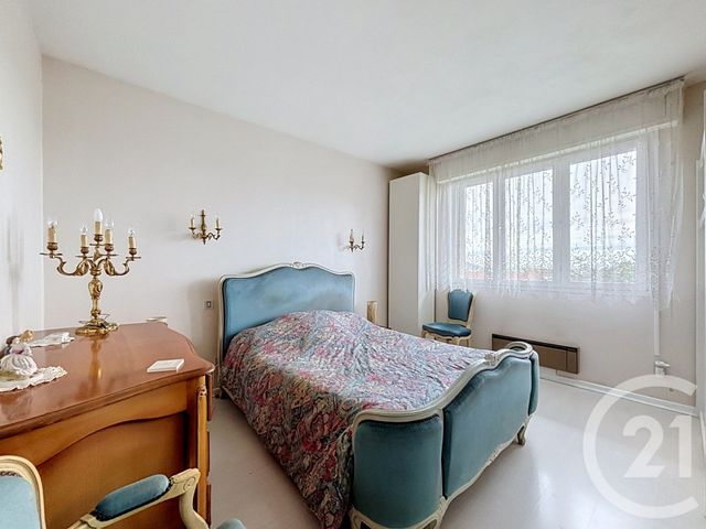 maison à vendre - 6 pièces - 236.07 m2 - CHAMALIERES - 63 - AUVERGNE - Century 21 Stéphane Roume Immobilier