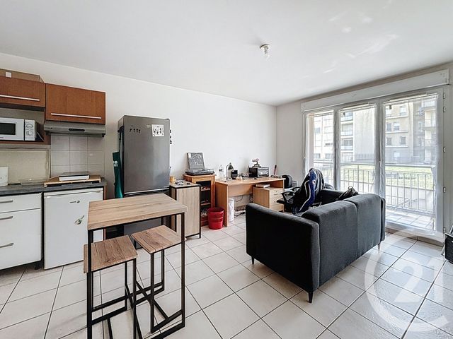 Appartement F2 à vendre - 2 pièces - 37.28 m2 - CLERMONT FERRAND - 63 - AUVERGNE - Century 21 Stéphane Roume Immobilier