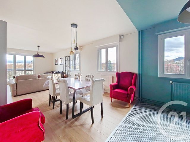Appartement T5 à vendre - 5 pièces - 93.43 m2 - CLERMONT FERRAND - 63 - AUVERGNE - Century 21 Stéphane Roume Immobilier