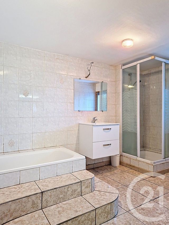 maison à vendre - 4 pièces - 111.25 m2 - CLERMONT FERRAND - 63 - AUVERGNE - Century 21 Stéphane Roume Immobilier