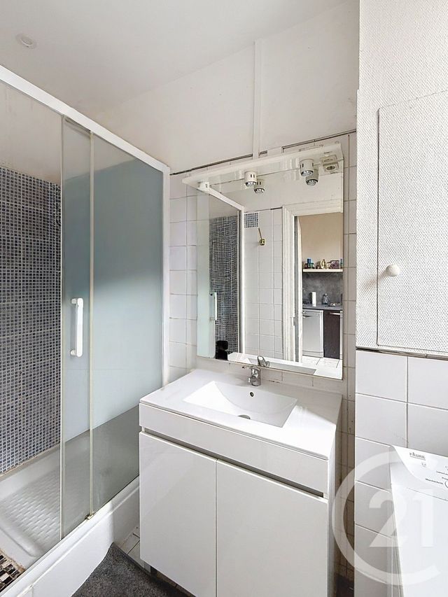 Appartement F2 à vendre - 2 pièces - 41.64 m2 - CLERMONT FERRAND - 63 - AUVERGNE - Century 21 Stéphane Roume Immobilier