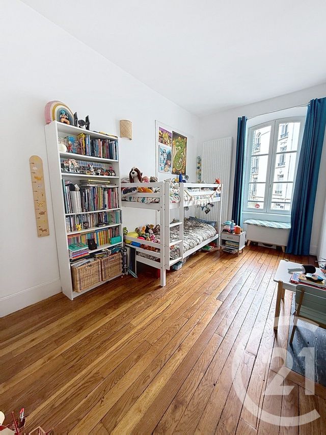 Appartement F4 à vendre - 5 pièces - 105.01 m2 - CLERMONT FERRAND - 63 - AUVERGNE - Century 21 Stéphane Roume Immobilier