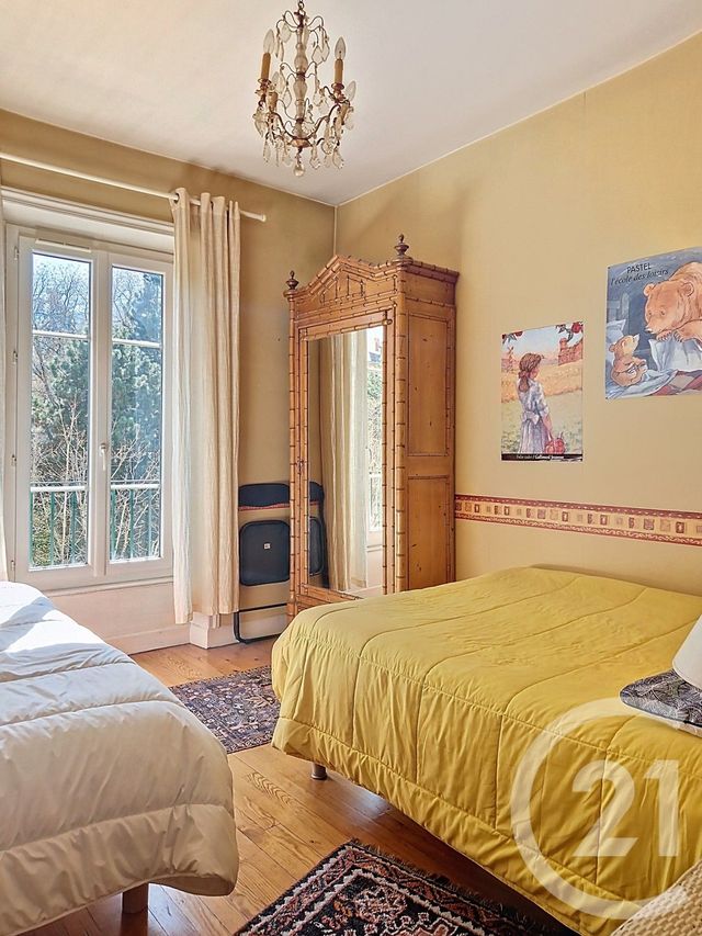 Appartement T3 à vendre - 3 pièces - 70.22 m2 - ROYAT - 63 - AUVERGNE - Century 21 Stéphane Roume Immobilier