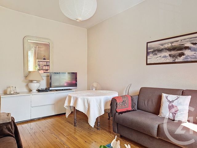 Appartement T3 à vendre - 3 pièces - 70.22 m2 - ROYAT - 63 - AUVERGNE - Century 21 Stéphane Roume Immobilier