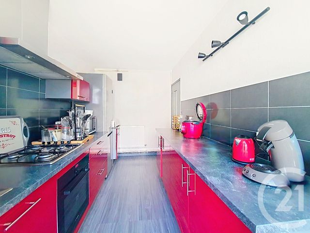Appartement F4 à vendre - 4 pièces - 74.2 m2 - CLERMONT FERRAND - 63 - AUVERGNE - Century 21 Stéphane Roume Immobilier