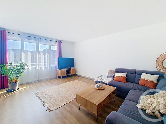 Appartement F4 à vendre - 4 pièces - 74.2 m2 - CLERMONT FERRAND - 63 - AUVERGNE - Century 21 Stéphane Roume Immobilier