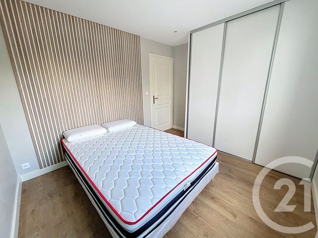Appartement F3 à louer - 3 pièces - 54.32 m2 - CLERMONT FERRAND - 63 - AUVERGNE - Century 21 Stéphane Roume Immobilier