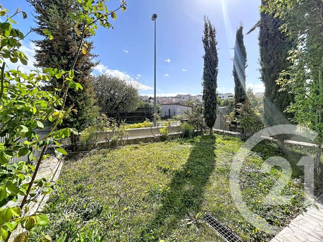 Appartement F3 à louer - 3 pièces - 54.32 m2 - CLERMONT FERRAND - 63 - AUVERGNE - Century 21 Stéphane Roume Immobilier