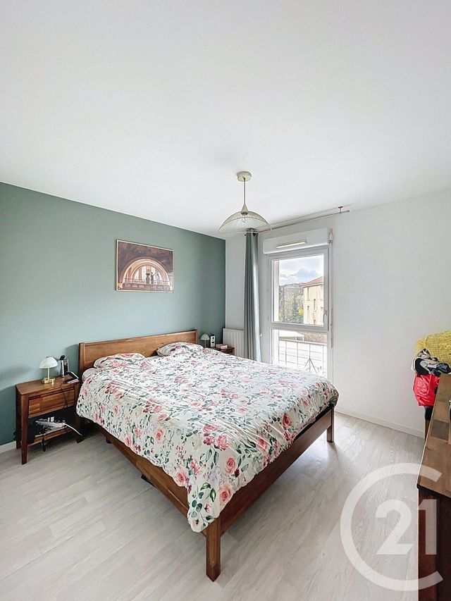 Appartement F3 à vendre - 3 pièces - 66.9 m2 - CLERMONT FERRAND - 63 - AUVERGNE - Century 21 Stéphane Roume Immobilier