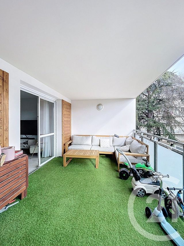 Appartement F3 à vendre - 3 pièces - 66.9 m2 - CLERMONT FERRAND - 63 - AUVERGNE - Century 21 Stéphane Roume Immobilier