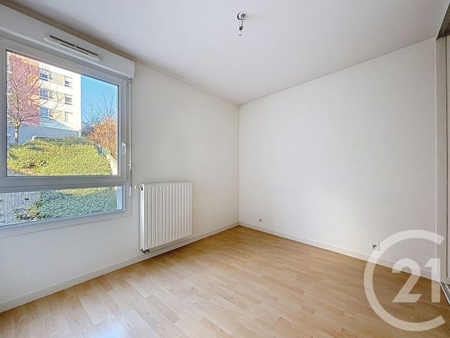 Appartement F4 à louer - 4 pièces - 72.46 m2 - CLERMONT FERRAND - 63 - AUVERGNE - Century 21 Stéphane Roume Immobilier
