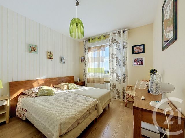 Appartement F6 à vendre - 6 pièces - 115.21 m2 - CLERMONT FERRAND - 63 - AUVERGNE - Century 21 Stéphane Roume Immobilier