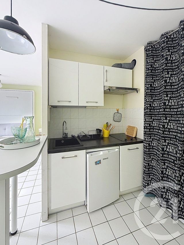 Appartement F1 à vendre - 1 pièce - 32.19 m2 - CLERMONT FERRAND - 63 - AUVERGNE - Century 21 Stéphane Roume Immobilier