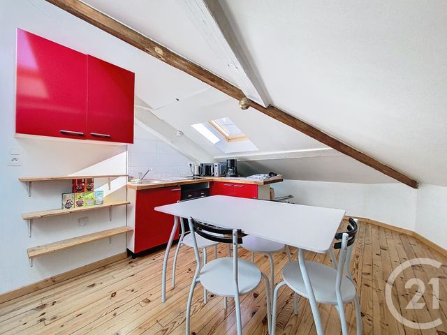 Appartement F2 à louer - 2 pièces - 24.5 m2 - CLERMONT FERRAND - 63 - AUVERGNE - Century 21 Stéphane Roume Immobilier