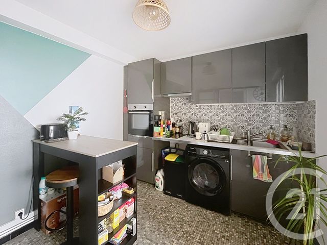 Appartement F3 à louer - 3 pièces - 55.0 m2 - CHAMALIERES - 63 - AUVERGNE - Century 21 Stéphane Roume Immobilier