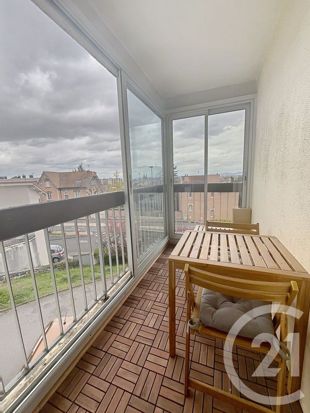 Appartement F3 à louer - 3 pièces - 55.0 m2 - CHAMALIERES - 63 - AUVERGNE - Century 21 Stéphane Roume Immobilier