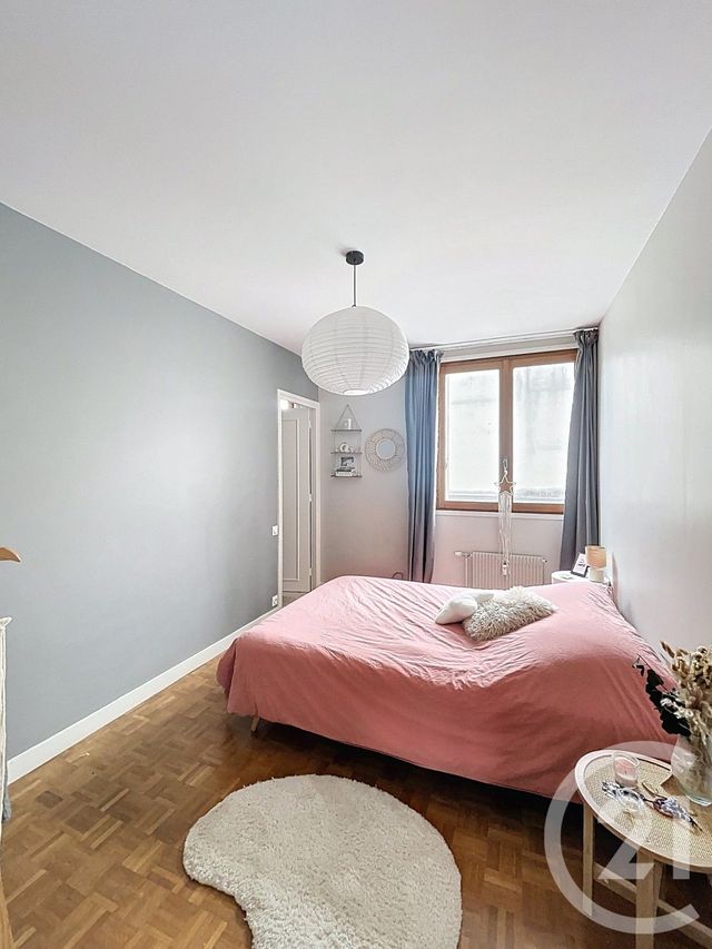 Appartement F5 à vendre - 5 pièces - 98.97 m2 - CLERMONT FERRAND - 63 - AUVERGNE - Century 21 Stéphane Roume Immobilier