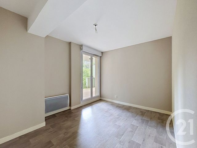 Appartement F4 à vendre - 4 pièces - 89.21 m2 - CLERMONT FERRAND - 63 - AUVERGNE - Century 21 Stéphane Roume Immobilier