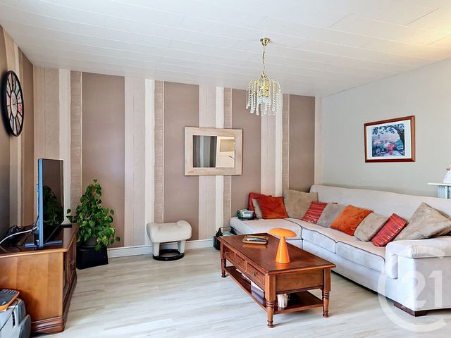 Appartement T4 à vendre - 4 pièces - 74.51 m2 - CLERMONT FERRAND - 63 - AUVERGNE - Century 21 Stéphane Roume Immobilier