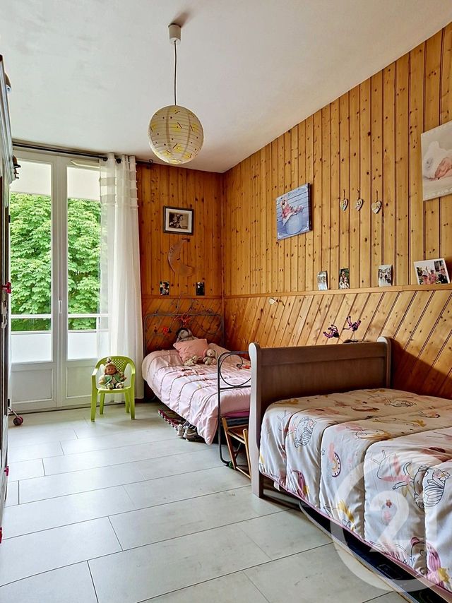 Appartement T4 à vendre - 4 pièces - 74.51 m2 - CLERMONT FERRAND - 63 - AUVERGNE - Century 21 Stéphane Roume Immobilier