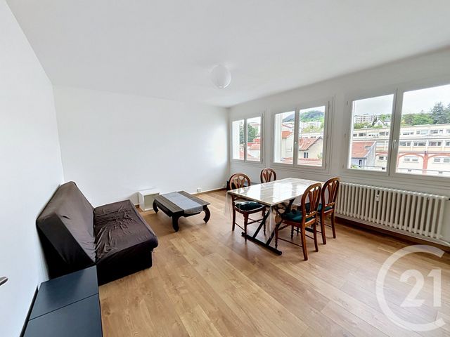 Appartement F3 à louer - 3 pièces - 62.55 m2 - CLERMONT FERRAND - 63 - AUVERGNE - Century 21 Stéphane Roume Immobilier