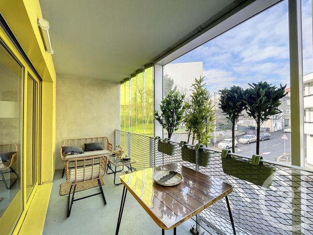 Appartement F3 à louer - 3 pièces - 59.59 m2 - CLERMONT FERRAND - 63 - AUVERGNE - Century 21 Stéphane Roume Immobilier