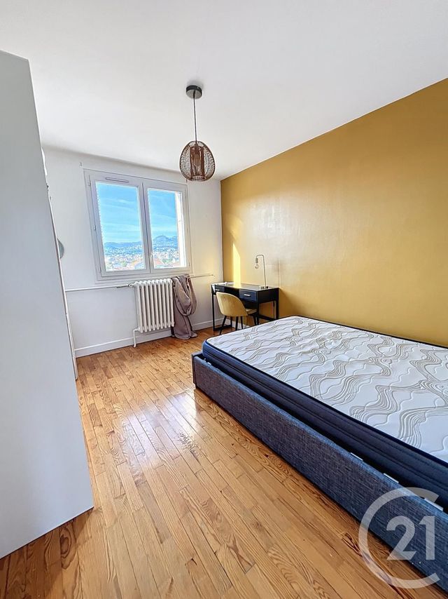 Appartement F4 à louer - 5 pièces - 63.15 m2 - CLERMONT FERRAND - 63 - AUVERGNE - Century 21 Stéphane Roume Immobilier