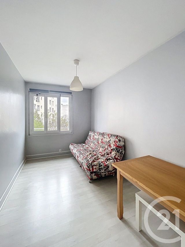 Appartement F4 à vendre - 3 pièces - 68.69 m2 - CLERMONT FERRAND - 63 - AUVERGNE - Century 21 Stéphane Roume Immobilier