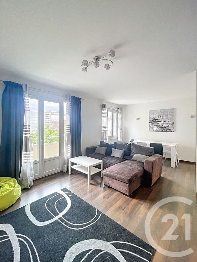 Appartement F4 à vendre - 3 pièces - 68.69 m2 - CLERMONT FERRAND - 63 - AUVERGNE - Century 21 Stéphane Roume Immobilier