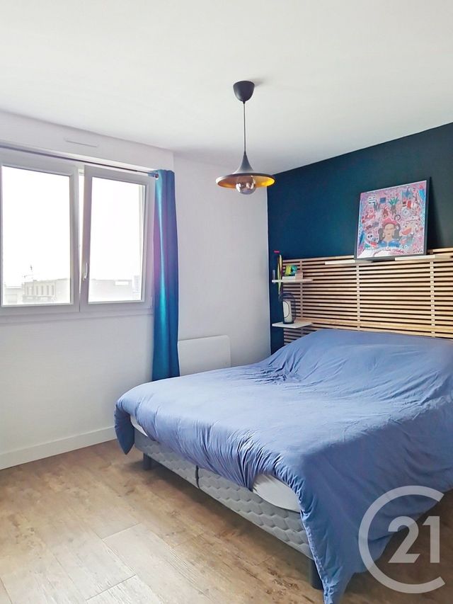 Appartement T4 à vendre - 4 pièces - 92.89 m2 - CLERMONT FERRAND - 63 - AUVERGNE - Century 21 Stéphane Roume Immobilier