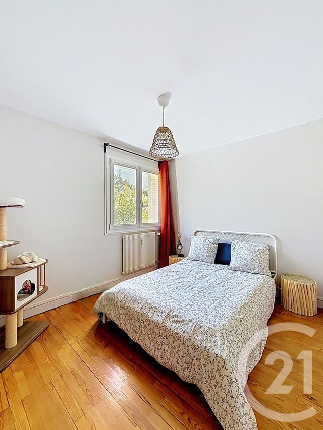Appartement F4 à vendre - 4 pièces - 76.18 m2 - ROYAT - 63 - AUVERGNE - Century 21 Stéphane Roume Immobilier