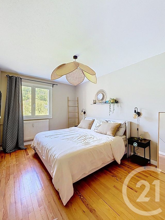 Appartement F4 à vendre - 4 pièces - 76.18 m2 - ROYAT - 63 - AUVERGNE - Century 21 Stéphane Roume Immobilier