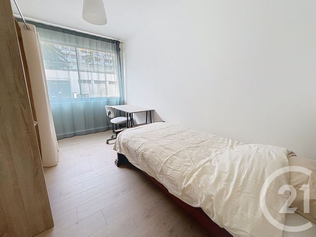 Appartement Chambre à louer - 4 pièces - 66.84 m2 - CLERMONT FERRAND - 63 - AUVERGNE - Century 21 Stéphane Roume Immobilier