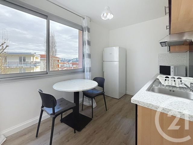 Appartement Chambre à louer - 4 pièces - 66.84 m2 - CLERMONT FERRAND - 63 - AUVERGNE - Century 21 Stéphane Roume Immobilier