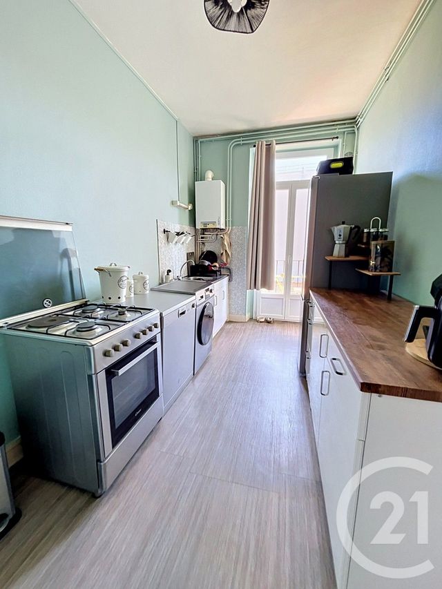Appartement F2 bis à louer - 2 pièces - 58.8 m2 - CLERMONT FERRAND - 63 - AUVERGNE - Century 21 Stéphane Roume Immobilier