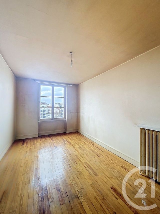 Appartement F3 à vendre - 3 pièces - 83.28 m2 - CLERMONT FERRAND - 63 - AUVERGNE - Century 21 Stéphane Roume Immobilier